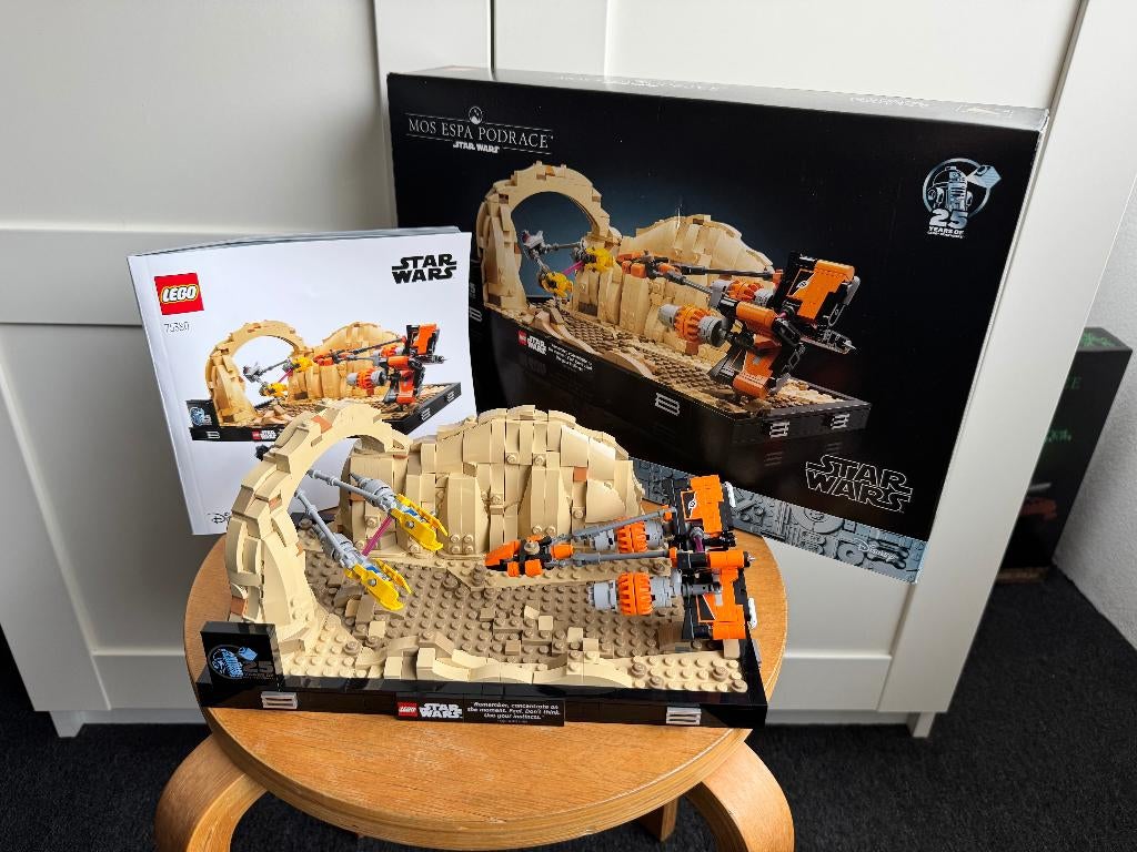 LEGO Star Wars Mos Espa Podrace Diorama - 75380, Ophalen of Verzenden, Zo goed als nieuw, Complete set, Lego