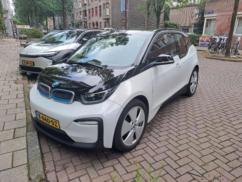 BMW i3 170pk (94 Ah) Aut 2020 Wit, Auto's, Automaat, Euro 6, 4 stoelen, 43 €/maand