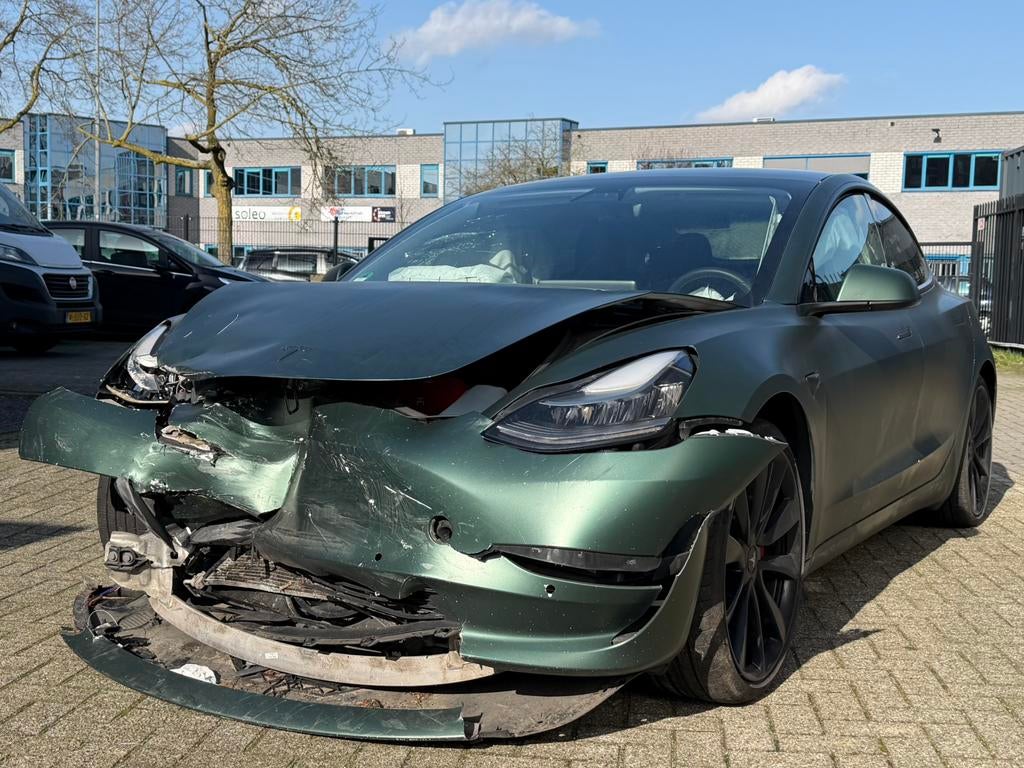 Tesla Model 3 2020 Groen, Auto diversen, Schadeauto's, Overige carrosserieën, Elektrisch, Groen, Ophalen
