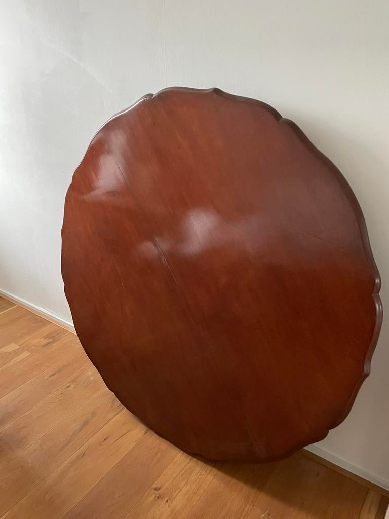 Antiek rond mahoniehouten tafelblad, Ophalen