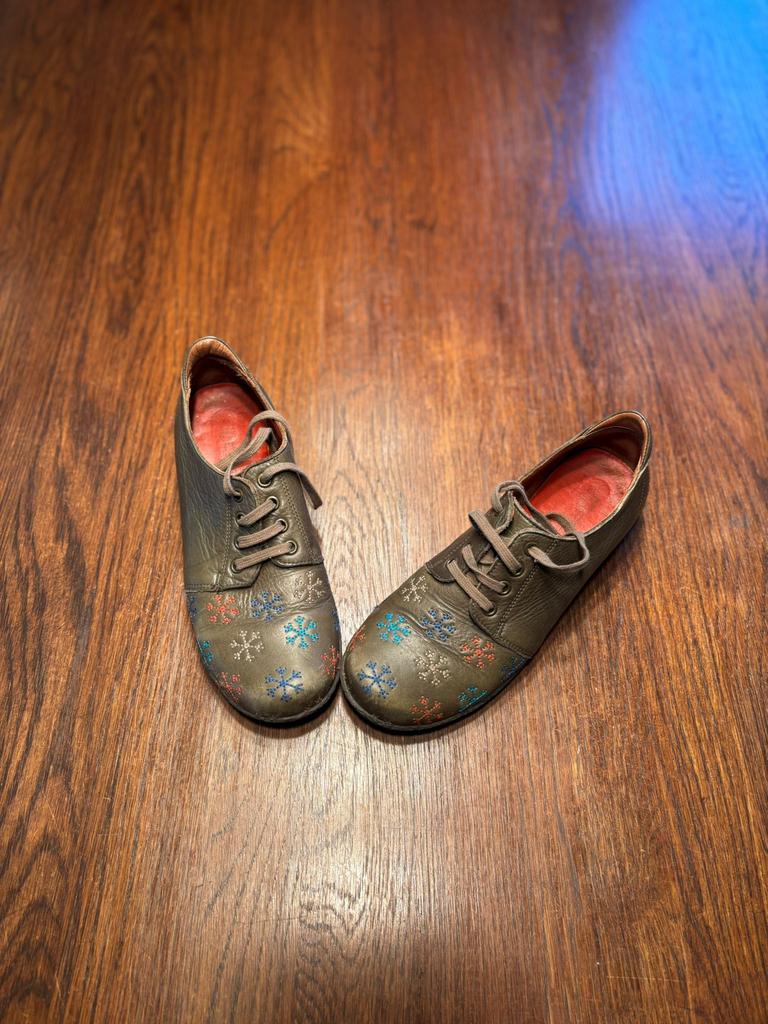 Festive leather shoes - green - size 38, Ophalen of Verzenden, Gedragen, Groen, Beta