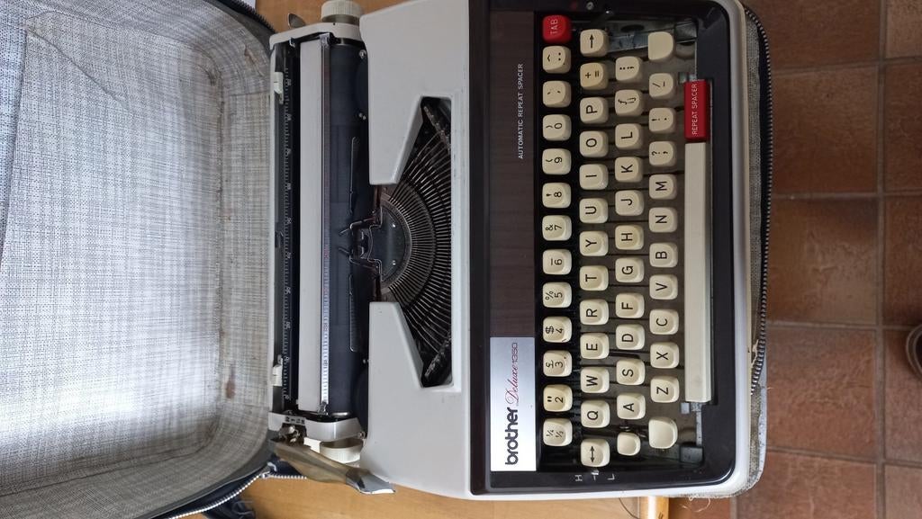 Typemachine, Ophalen, Zo goed als nieuw