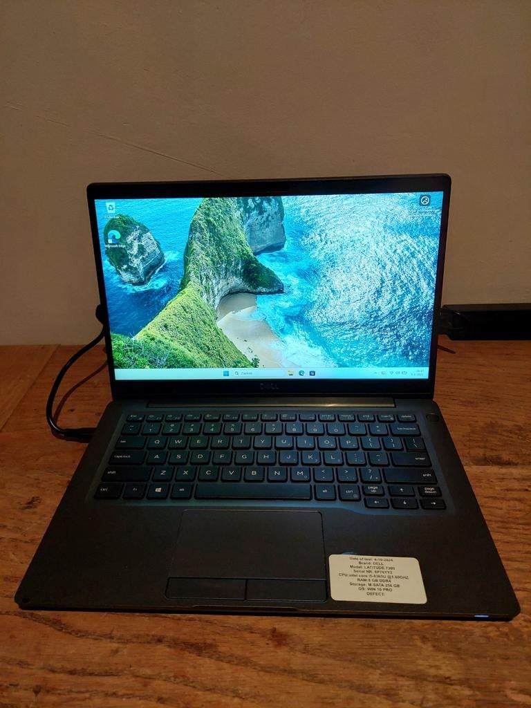 Dell Latitude 7300 - i5-8365u, 256GB SSD, 8GB RAM, Qwerty, 8 GB, Minder dan 2 Ghz, Refurbished