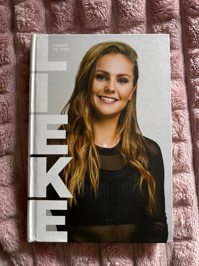 Lieke Martens boek, Ophalen of Verzenden, Zo goed als nieuw, Sport