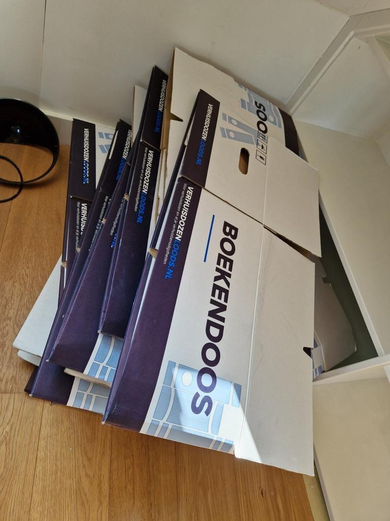 Verhuisdozen, Doe-het-zelf en Verbouw, Kratten en Dozen, Ophalen, Doos, Zo goed als nieuw, Minder dan 40 cm