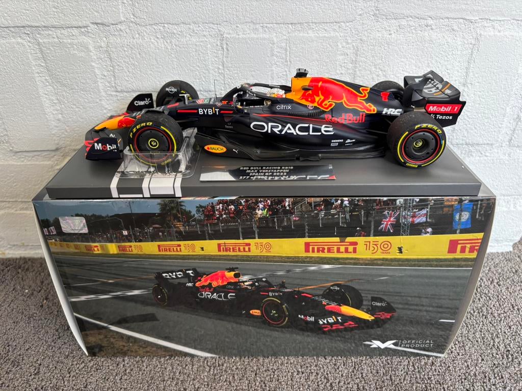 Max verstappen RB18 winner spanje 2022 1:18 model, Ophalen of Verzenden, Zo goed als nieuw, Formule 1
