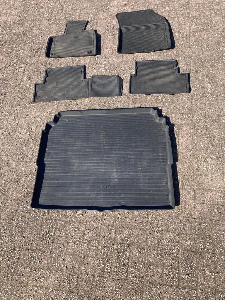Rubberen mattenset, rubber kofferbak ,  Peugeot 3008, Ophalen of Verzenden, Gebruikt