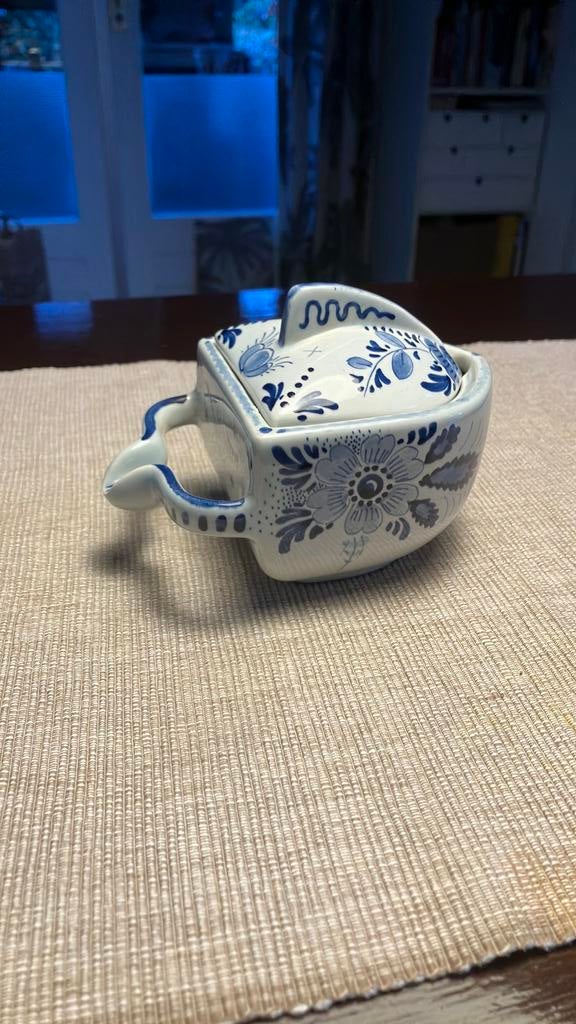 Delfts aardewerk suikerpot / bonboniere ?, Ophalen of Verzenden