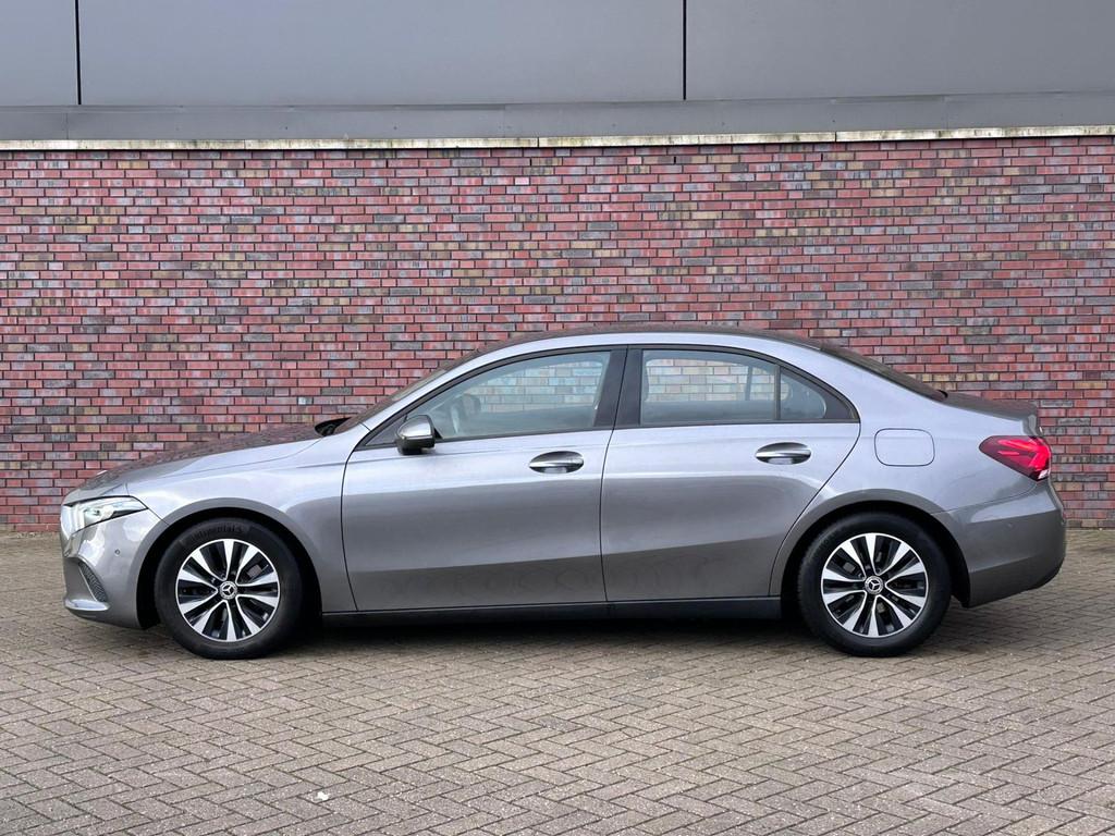 Mercedes-Benz A-klasse 180 Business Solution Automaat*Camera, 136 pk, Euro 6, 4 cilinders, Origineel Nederlands