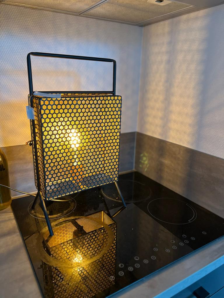 Van Manen zwarte metalen tafel lamp, Nieuw, Ophalen of Verzenden, Metaal, Minder dan 50 cm