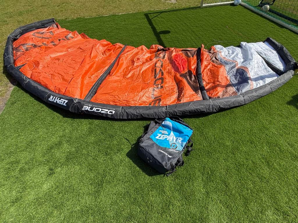 Ozone Zephyr V5 17M kite, Watersport en Boten, Kitesurfen, Gebruikt, 16 m² of meer, Geen board, Ophalen of Verzenden