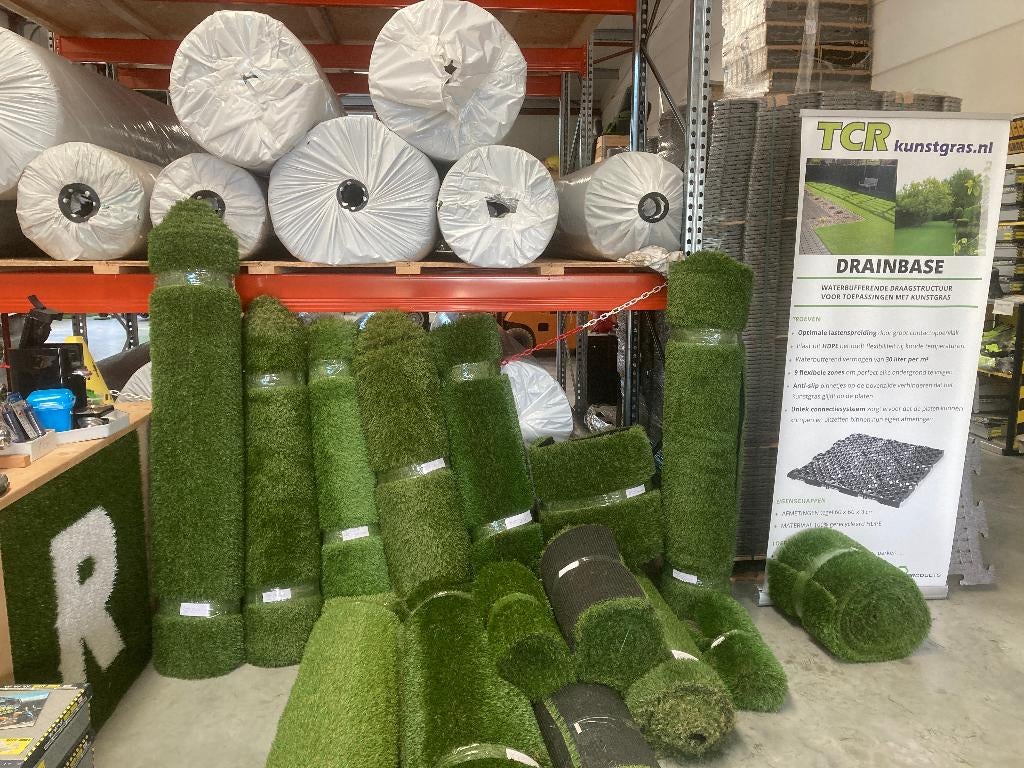 UITVERKOOP Kunstgras Restanten 7,30x1,72 en 6,30x1,53 enzzz, Ophalen, Nieuw, Minder dan 10 m²