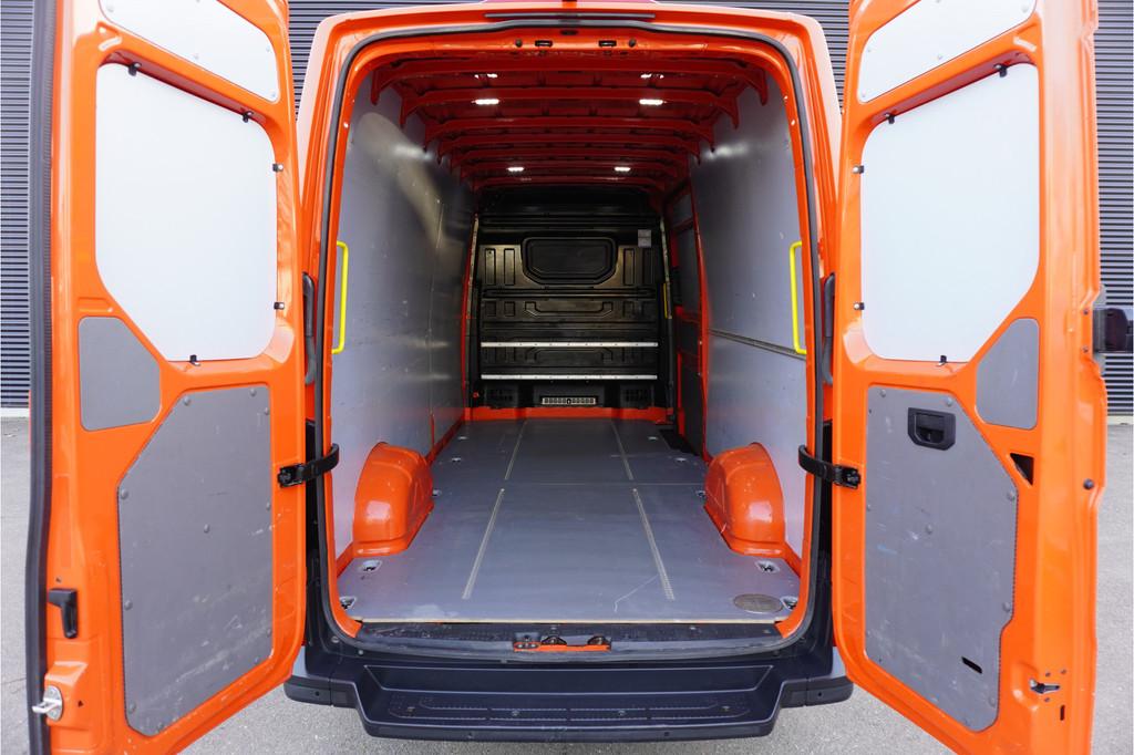 MAN TGE 140pk L4H3/L3H2 Apple Carplay Camera Airco Parkeerse, Auto's, Achterwielaandrijving, Gebruikt, Bedrijf, 1968 cc