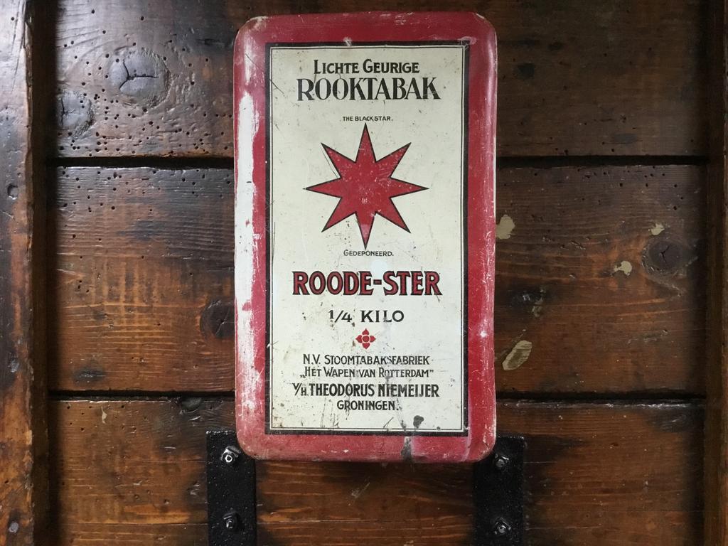 Roode-Ster tabak., Verzamelen, Ophalen of Verzenden, Gebruikt, Tabaksdoos of Verpakking