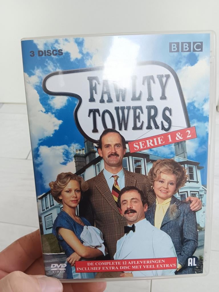 Fawlty towers serie 1&2 dvd box nieuwstaat, Spelcomputers en Games, Games | Nintendo Wii, 1 speler, Ophalen of Verzenden, Zo goed als nieuw