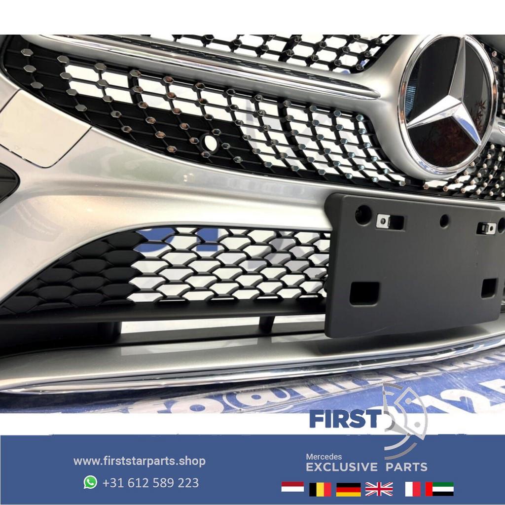 W118 C118 AMG LINE VOORBUMPER ZILVER GRIJS Mercedes 2018-202, Gebruikt, -, Voor, Ophalen of Verzenden