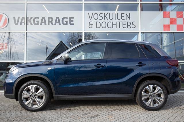 Suzuki Vitara 1.5 Hybrid Privilege Style Blue, 12 maanden, Gebruikt, Zwart, 4 cilinders