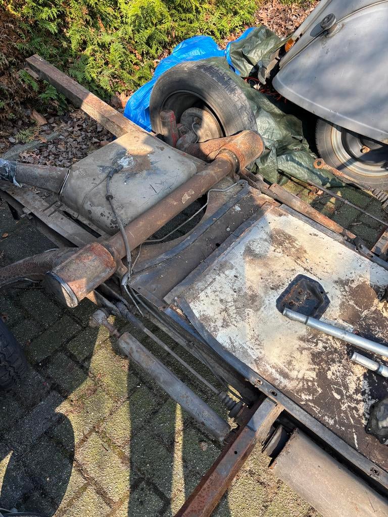 2CV 18pk rollend chassis met motor, volledig compleet, Ophalen, Gebruikt, Citroën, Parijs