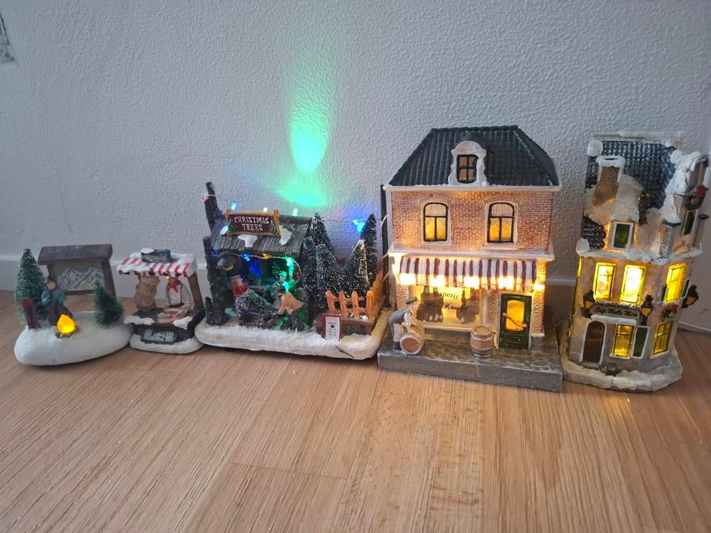 Diverse kersthuisjes (Intratuin en Blokker), Diversen, Kerst, Ophalen, Gebruikt