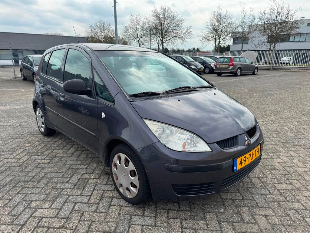 Mitsubishi Colt 1.3 Invite AUTOMAATBAK niet 100!, Gebruikt, 31 €/maand, Colt, Origineel Nederlands