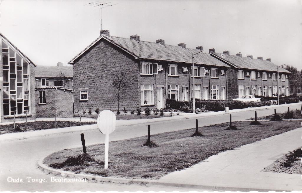 Oude Tonge. Beatrixstraat.  **, Ophalen of Verzenden, 1960 tot 1980, Ongelopen, Zuid-Holland