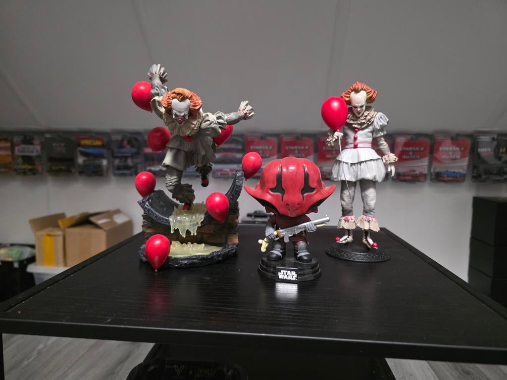 Pennywise en Star Wars figuurtjes, Ophalen