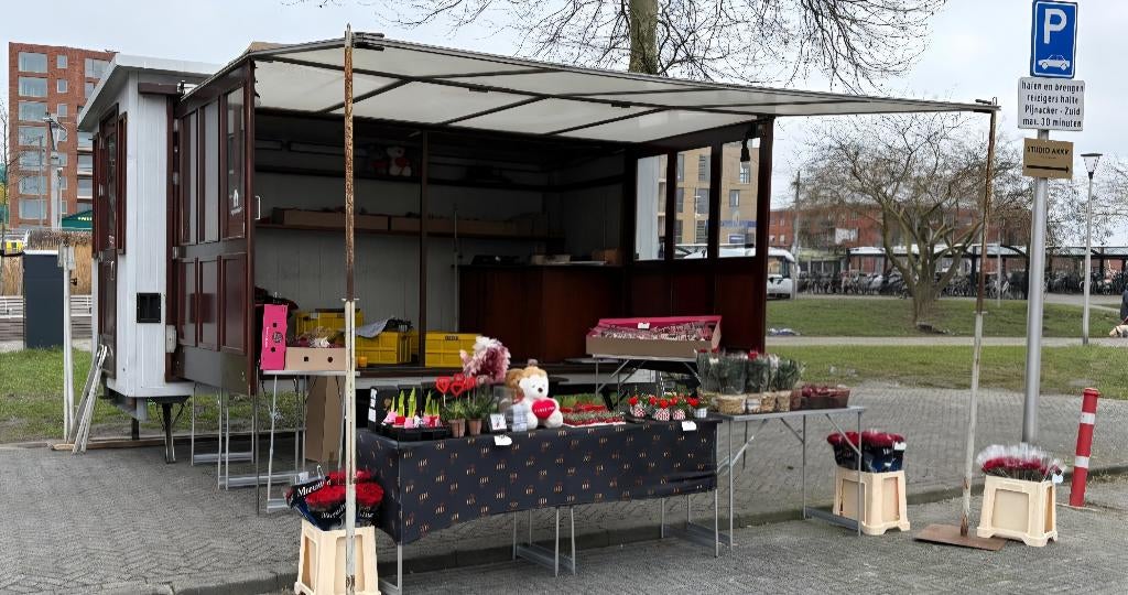 Grote Verkoopwagen, Ophalen