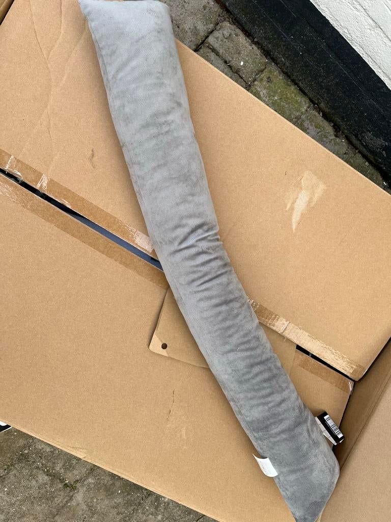 Grijze tochtstopper voor deur of raam, Ophalen, Nieuw