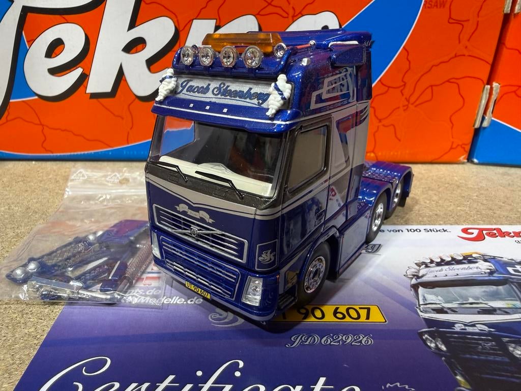 TEKNO VOLVO 6x2 JACOB STEENBERG, Hobby en Vrije tijd, Modelauto's | 1:50, Ophalen of Verzenden, Zo goed als nieuw, Bus of Vrachtwagen