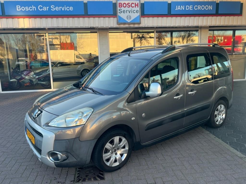 Peugeot PARTNER 1.6 VTI OUTDOOR 1e Eig. NL-auto Trekhaak #NI, Voorwielaandrijving, Euro 5, 1380 kg, Gebruikt