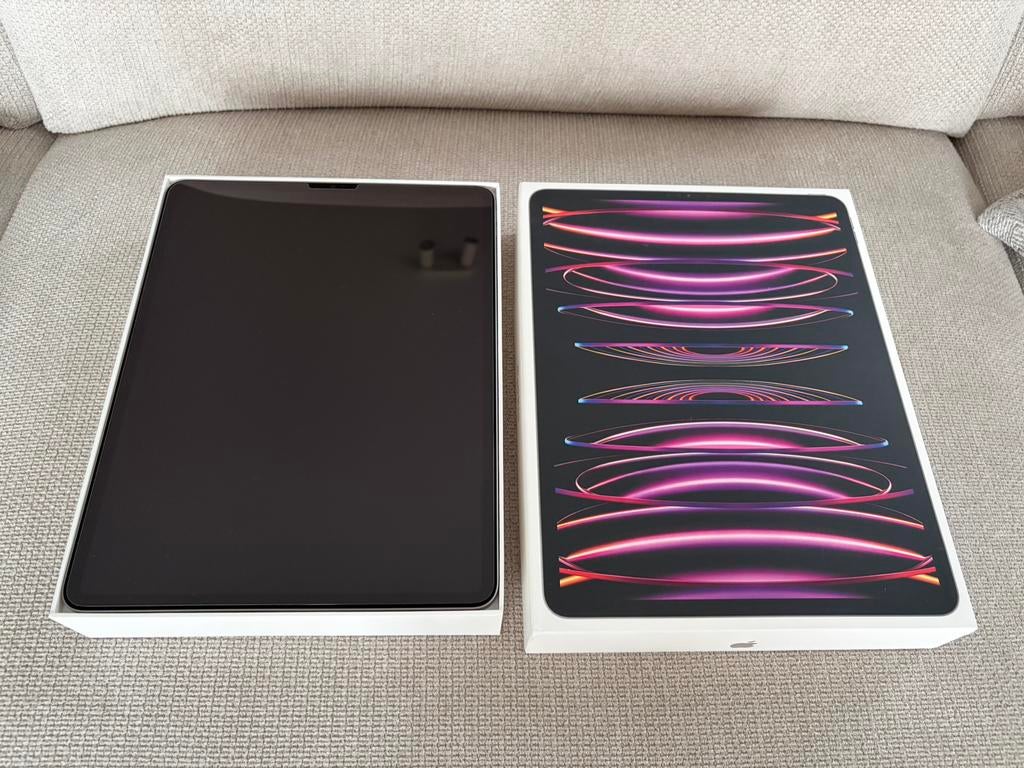 Apple Ipad pro 13 inch 512GB (6th gen) incl bon + garantie, Ophalen of Verzenden, Zo goed als nieuw, Zwart, Apple iPad