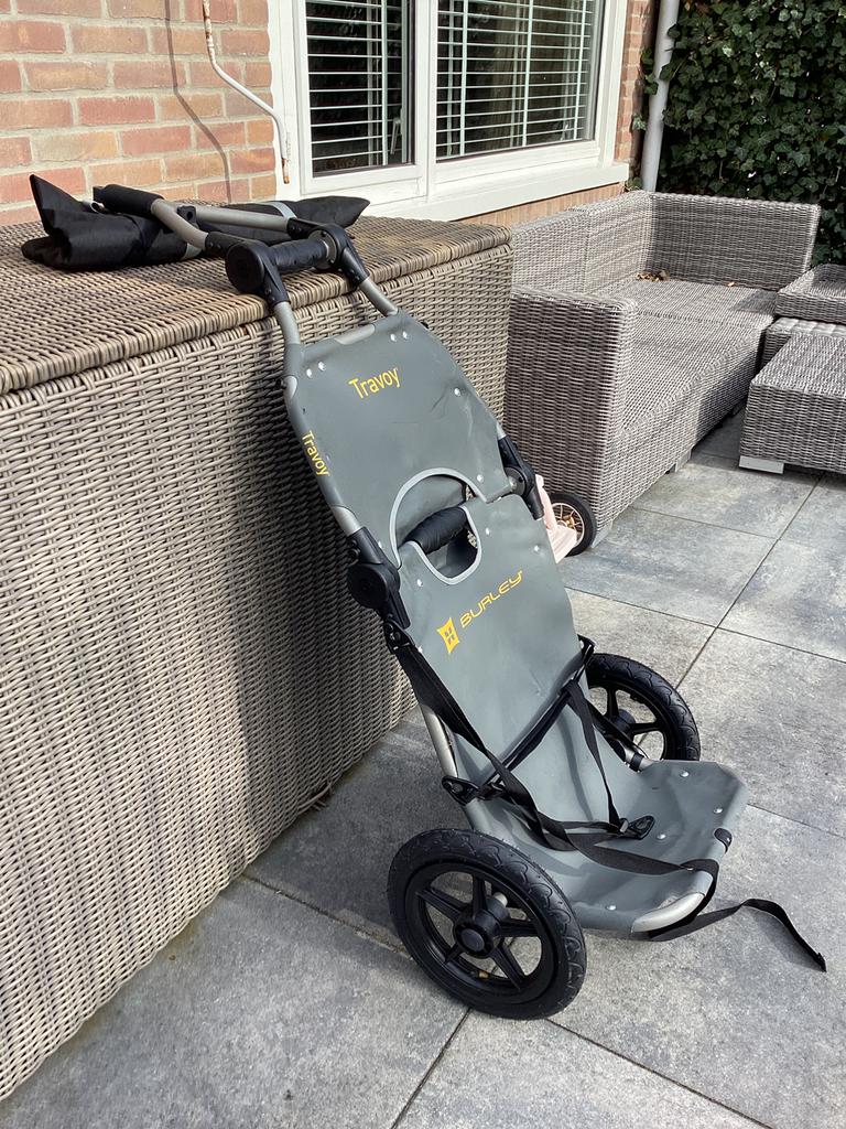 Burley Travoy folding bike trailer, Ophalen, Zo goed als nieuw