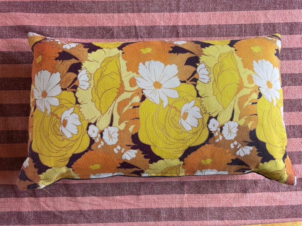 HKliving Kussen Bloom Geel/Oranje, Ophalen of Verzenden, Zo goed als nieuw, Geel, Rechthoekig