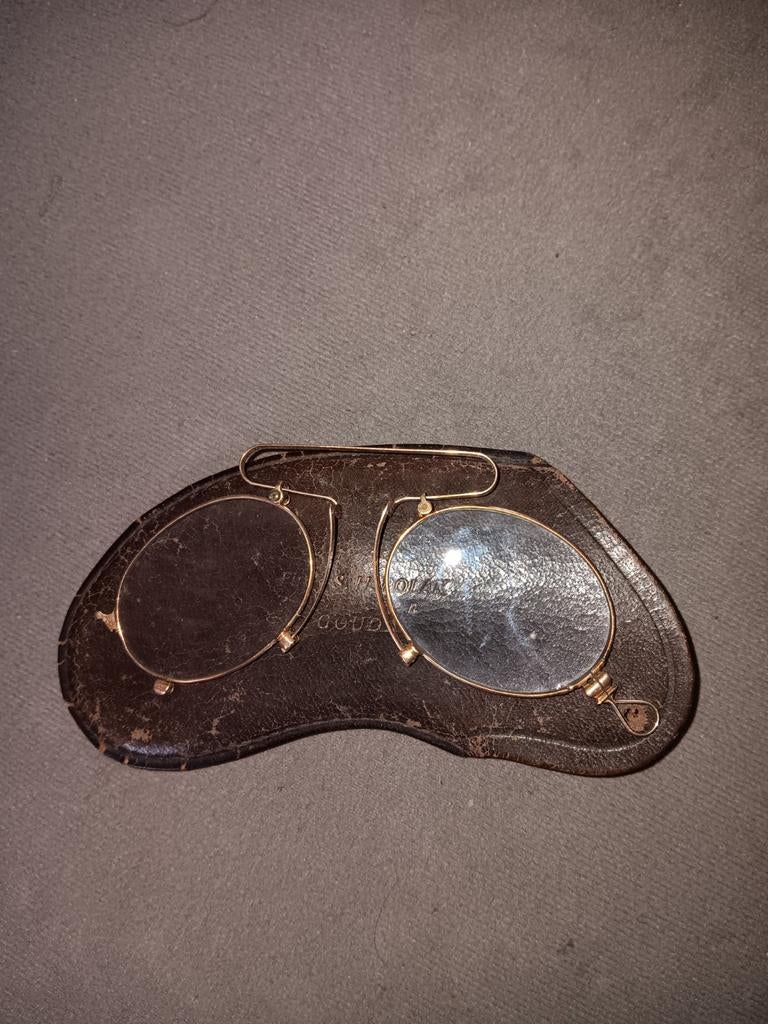 Antieke pince-nez bril met etui, Ophalen of Verzenden