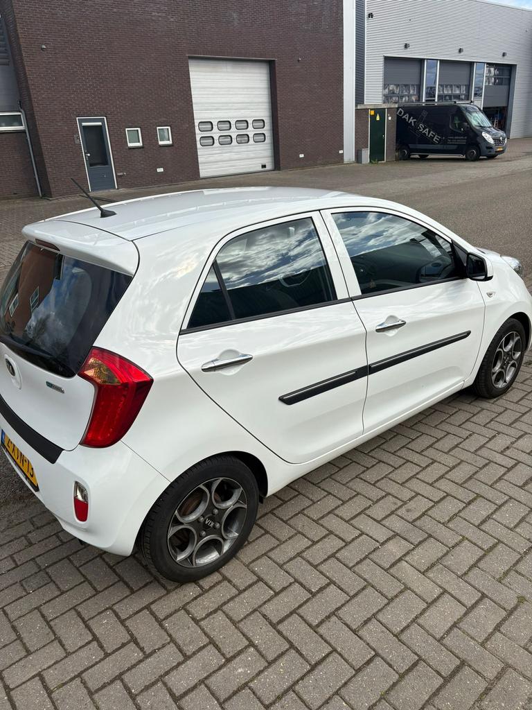 Kia Picanto 1.0 Cvvt 5-DRS 2014 Wit, Auto's, Kia, Picanto, ABS, Airconditioning, Alarm, Bluetooth, Centrale vergrendeling, Climate control