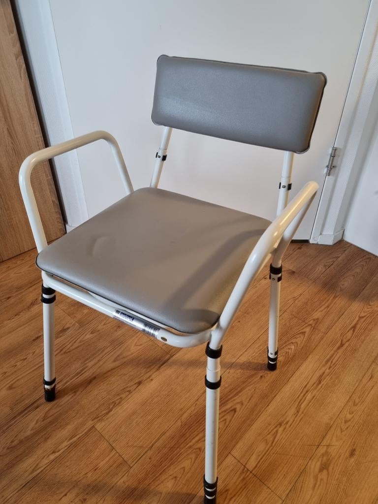 Po stoel, Ophalen, Zo goed als nieuw, Metaal, Eén