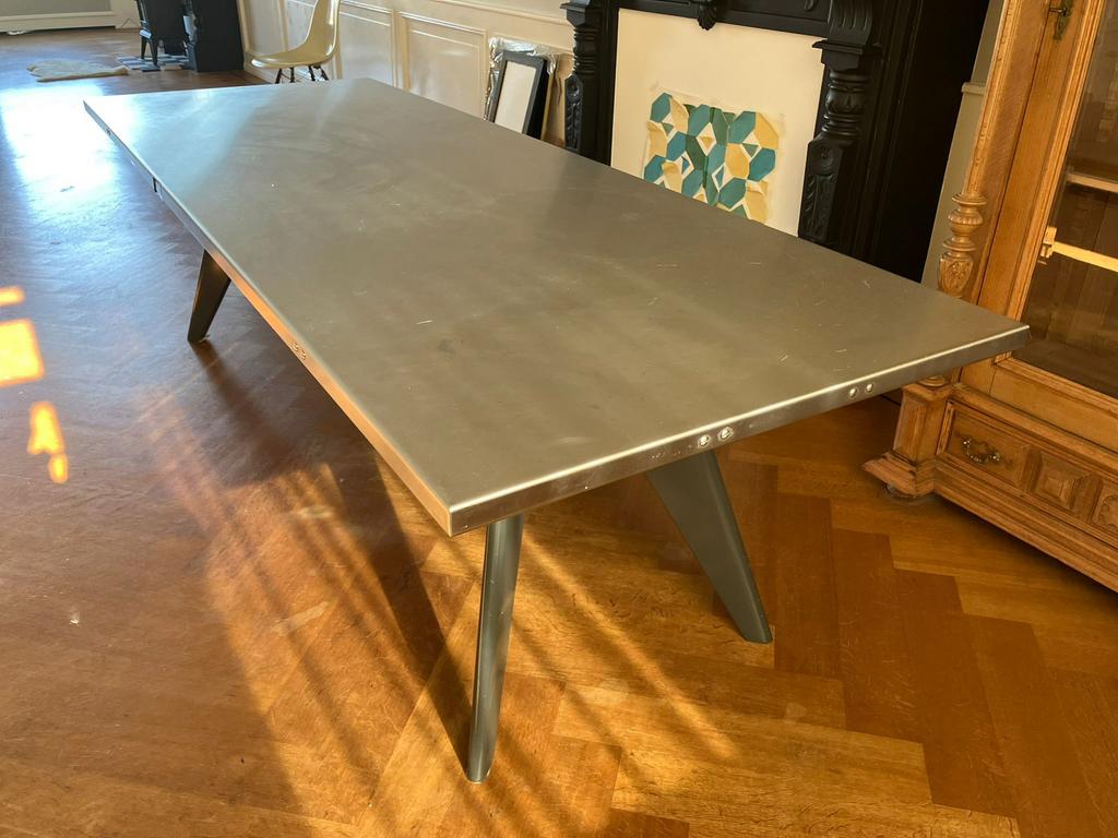 Jean Prouvé Limited Edition tafel, Ophalen, Gebruikt, Rechthoekig, 200 cm of meer