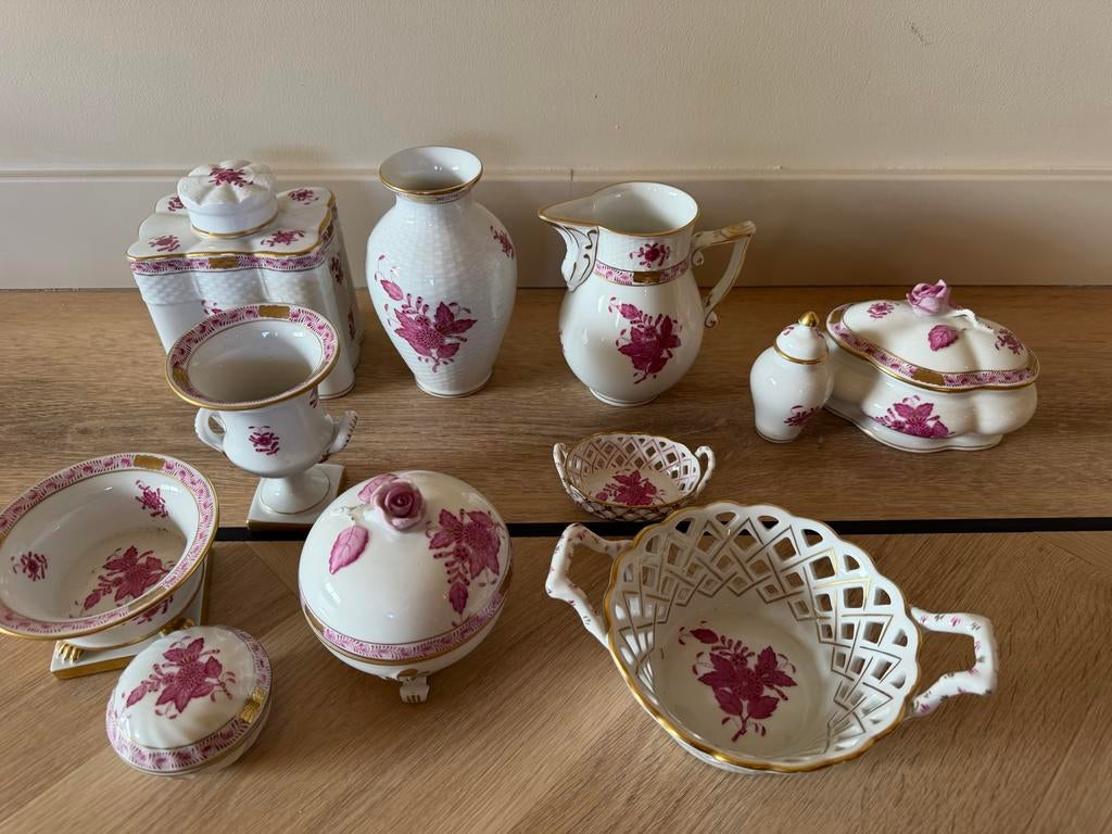 Uniek Herend handgeschilderd porseleinen servies, Antiek en Kunst, Ophalen of Verzenden