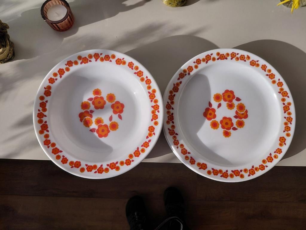 5 diepe acropal borden Lotus, Antiek en Kunst, Ophalen of Verzenden