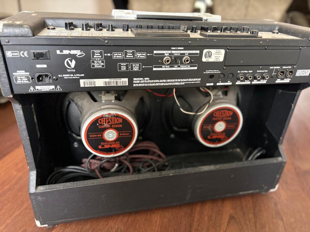 Line 6 Vetta versterker 2x12 Modelling Combo, Ophalen, Gebruikt, Gitaar, 100 watt of meer