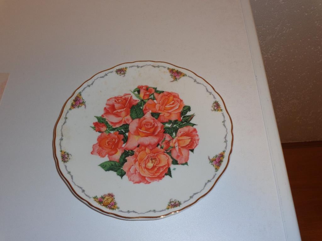 porseleinenbord, Ophalen