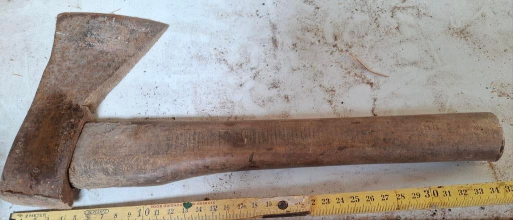 Oude bijl met houten steel - Vintage gereedschap, Ophalen