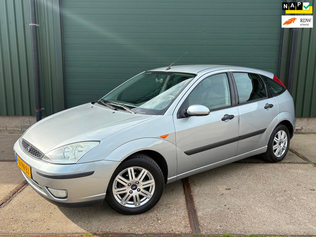Ford Focus 1.6-16V Futura | Airco | 5Drs | NAP | Leder |, 1596 cc, Gebruikt, 4 cilinders, 49 €/maand