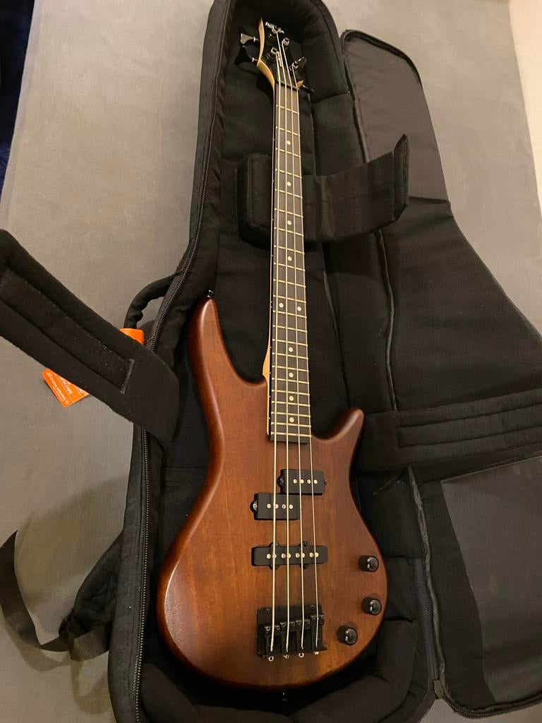 Ibanez Makro short scale basgitaar, Ophalen, Zo goed als nieuw, Elektrisch