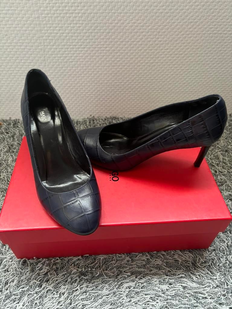 Hugo boss blauwe pumps maat 37.5, Pumps, Blauw, ., Ophalen of Verzenden