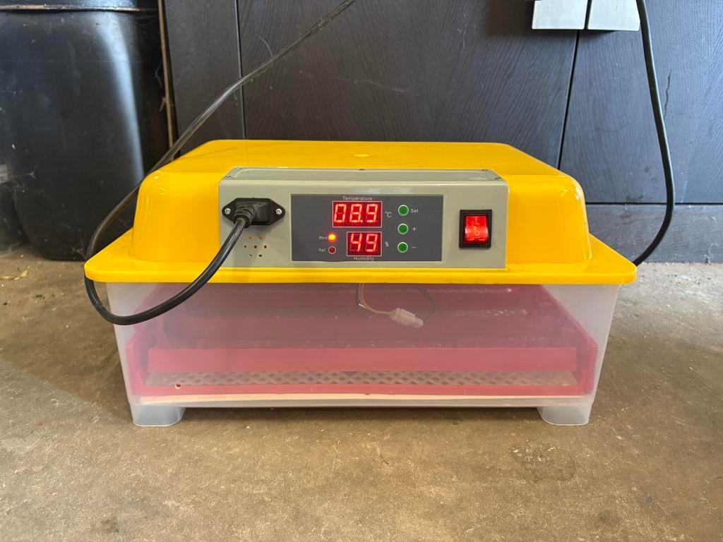 Broedmachine, Dieren en Toebehoren, Pluimvee | Toebehoren, Zo goed als nieuw, Broedmachine, Ophalen of Verzenden