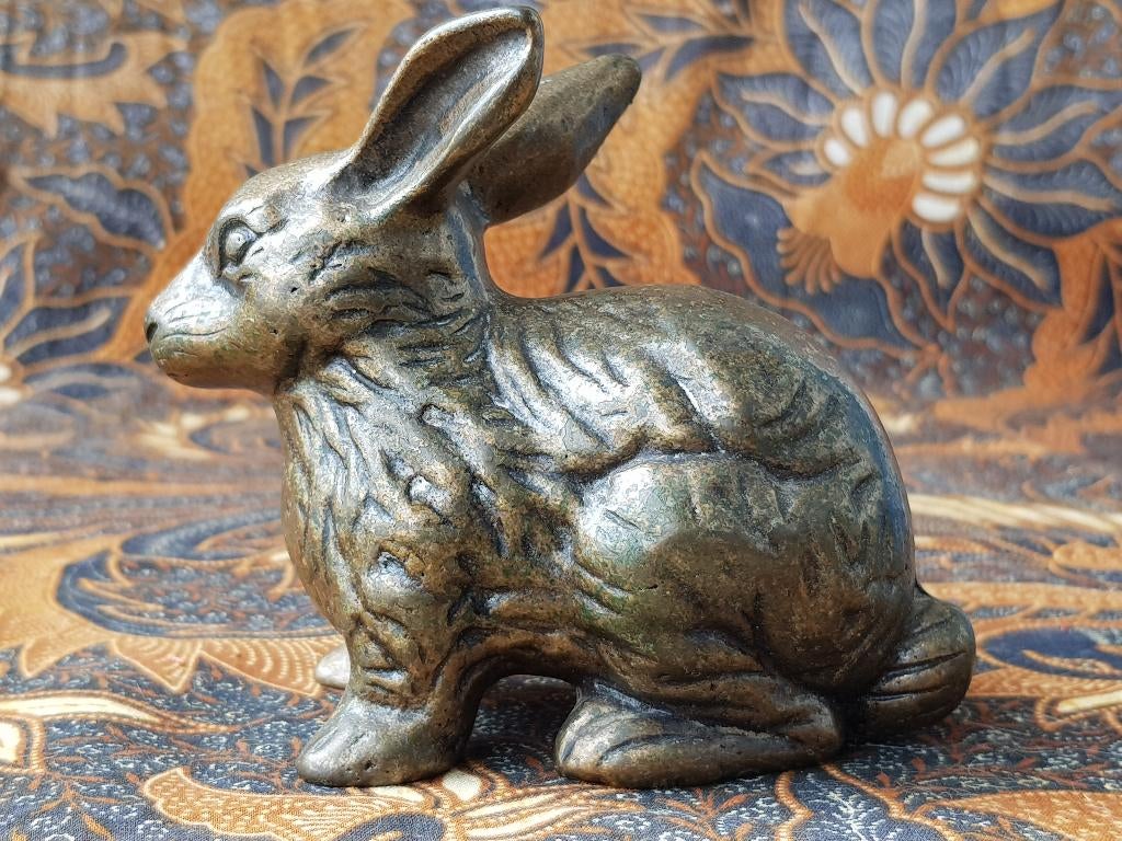 Mooi zwaar oud bronzen konijn uit Engeland 11,5 cm., Ophalen of Verzenden, Brons