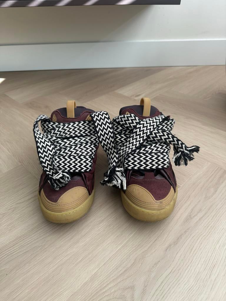 Lanvin burgundy curbs, Kleding | Dames, Schoenen, Ophalen of Verzenden, Gedragen, Overige kleuren, Sneakers of Gympen