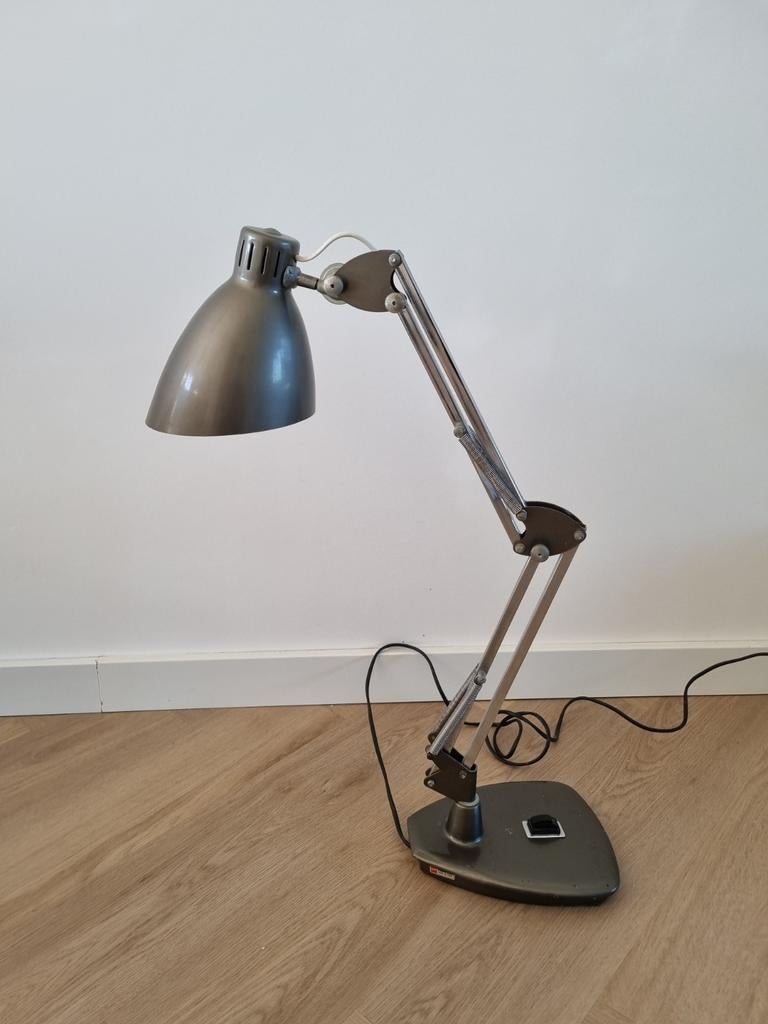 Vintage Lupela tafellamp bureaulamp

Made in Spain, Ophalen of Verzenden, Minder dan 50 cm