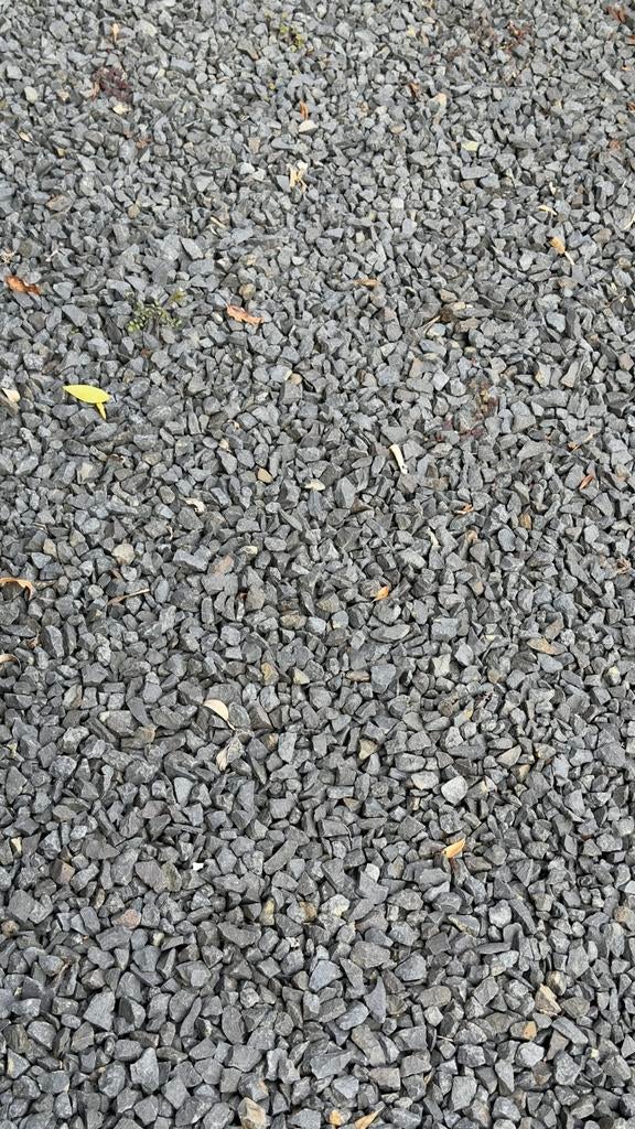 Split 13m2 grijs gratis, Tuin en Terras, Grind, Keien en Split, Ophalen, Zo goed als nieuw